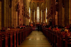 abbey-aisle-altar-arches-236321-compressor-9